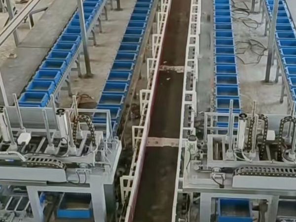 2 sand molding machines and 4 automatic box setting and iron pressing molding production lines